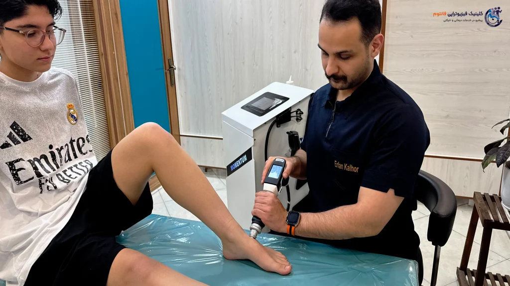 شاک ویو بغل پا افقی دور- تصویر از فیزیوتراپی فانتوم زنجان