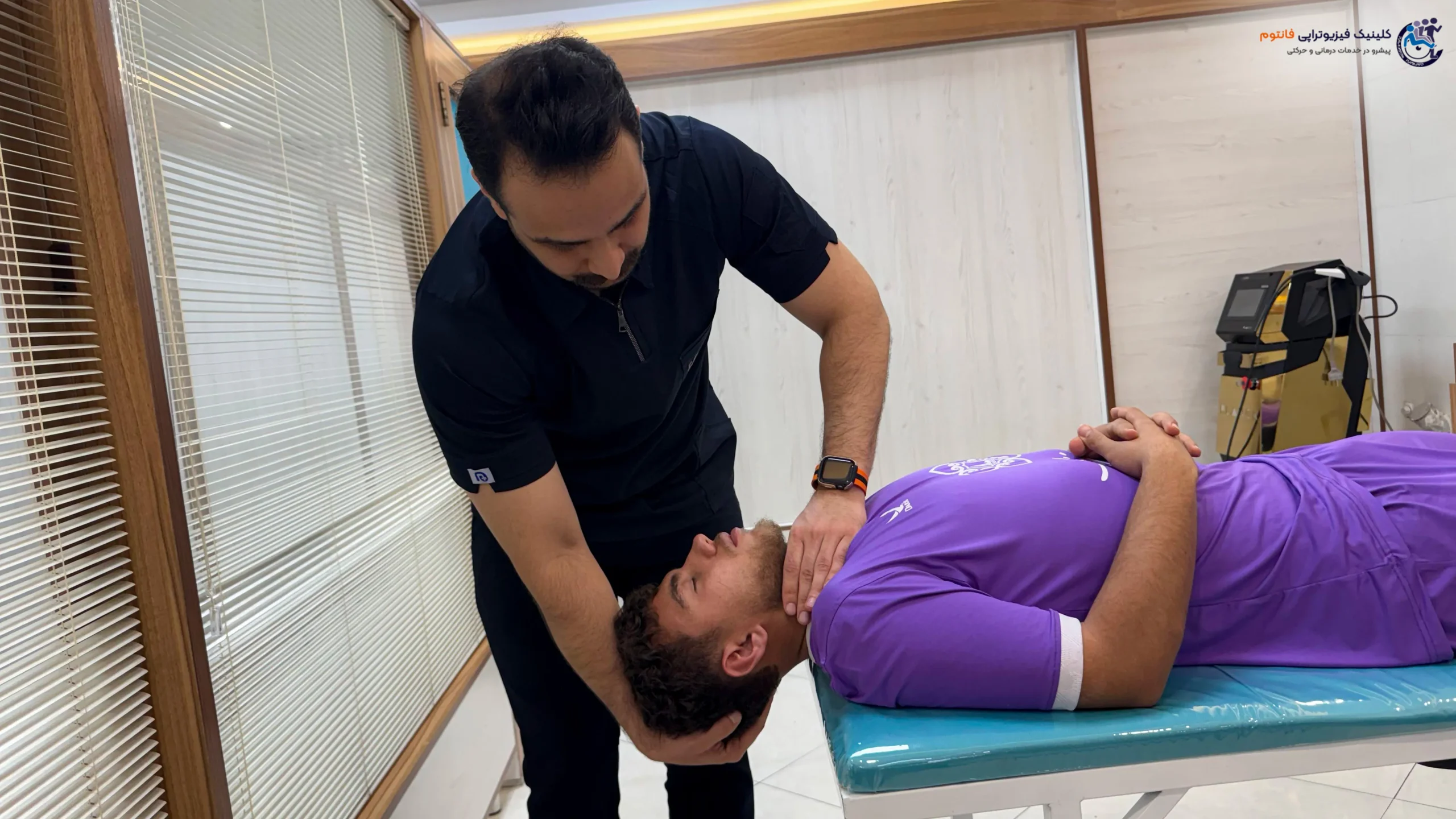 منوال تراپی گردن افقی- تصویر از فیزیوتراپی فانتوم زنجان